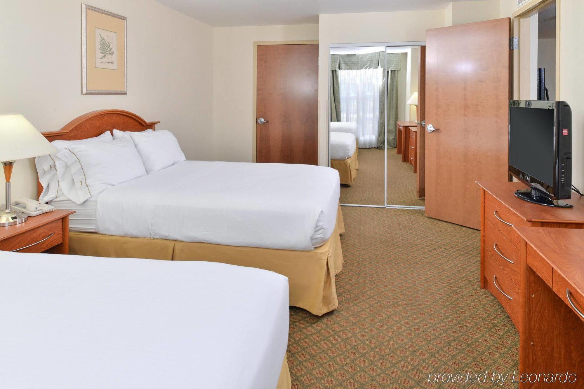 Holiday Inn Express Hotel & Suites Southfield - Detroit, An Ihg Hotel Dış mekan fotoğraf